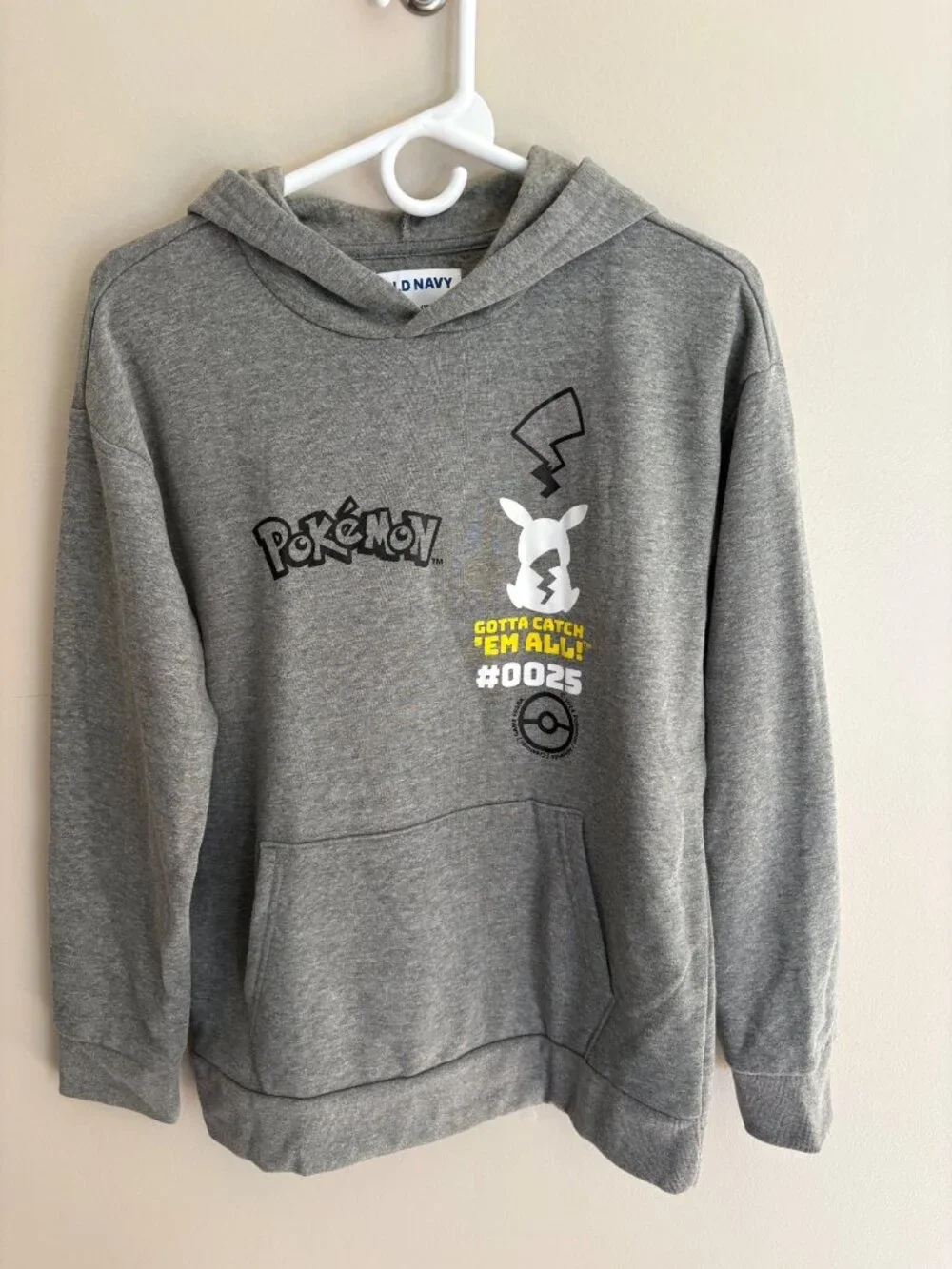 Old Navy NWT Pokémon Pikachu Big Boys Graphic Hoodie Boys 18 or XXL
